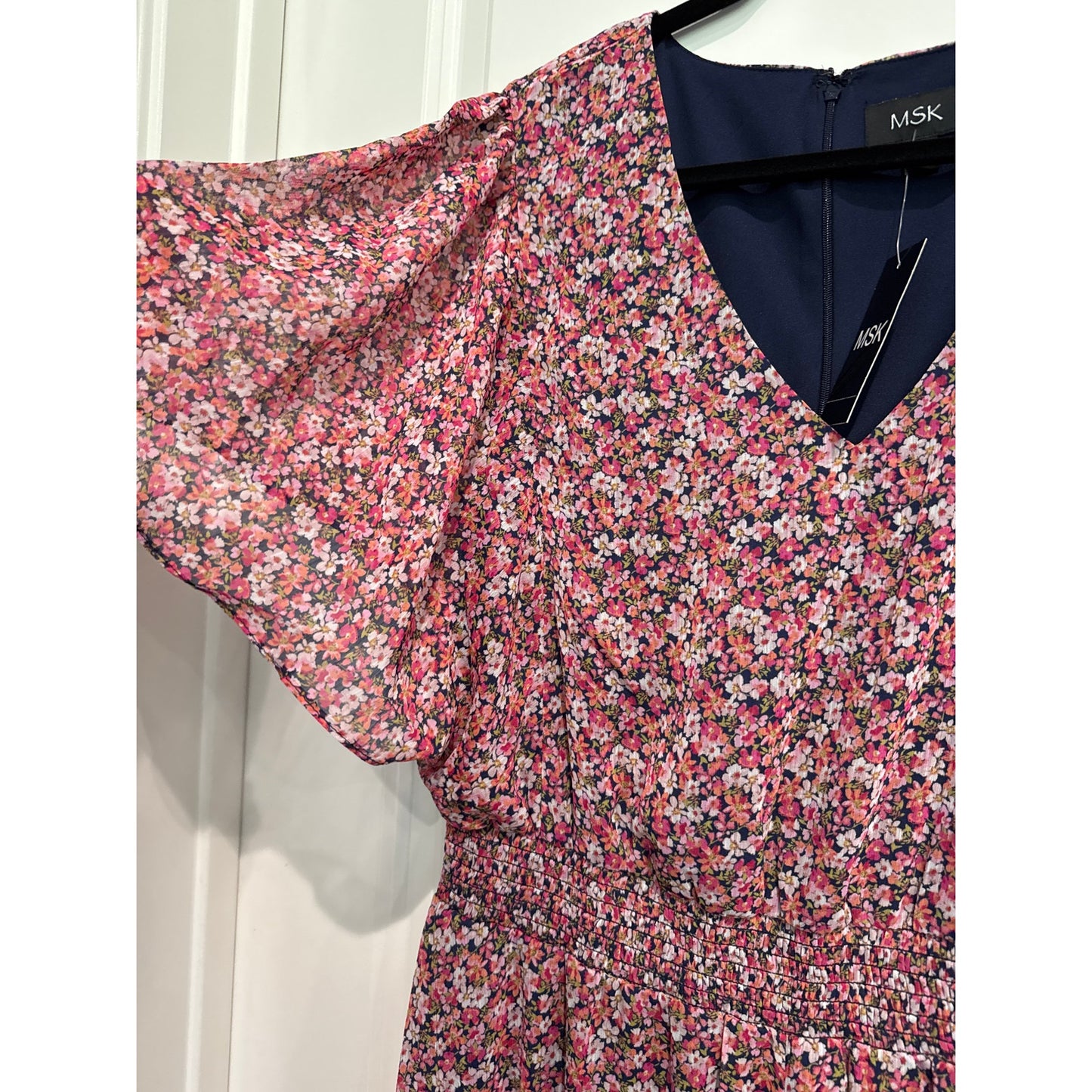 MSRP $99 MSK NWT MSK Floral Smocked Waist Flutter Sleeve Maxi Dress Size L