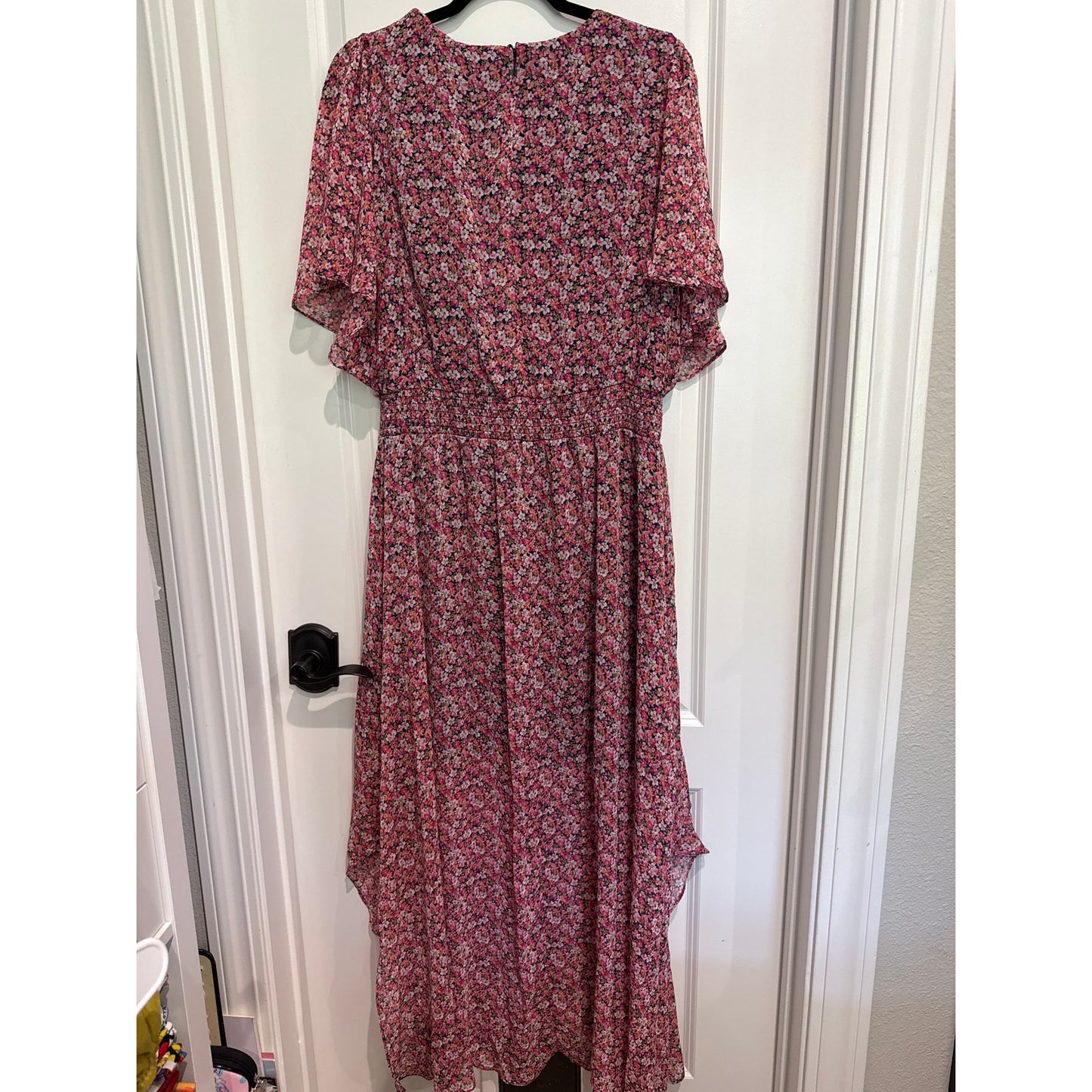 MSRP $99 MSK NWT MSK Floral Smocked Waist Flutter Sleeve Maxi Dress Size L
